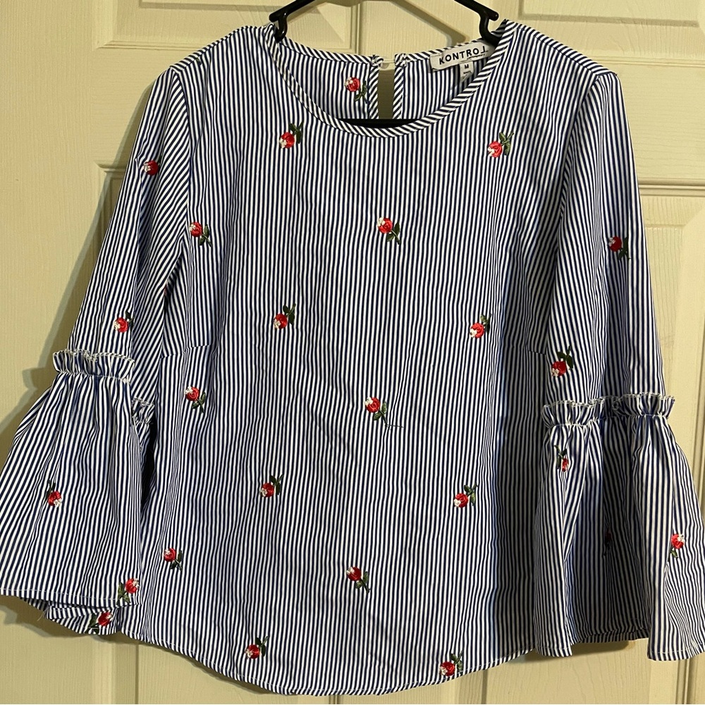 Tulips Bell Sleeve Blouse